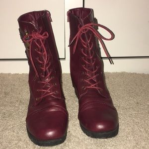 Burgundy Boots- great condition